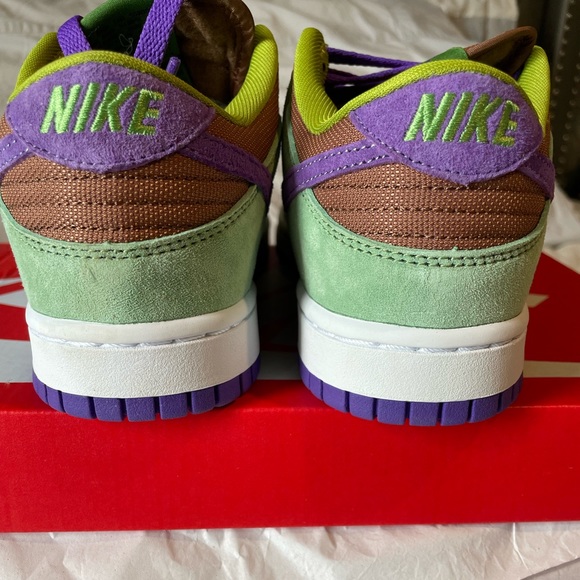 Nike Dunk Low Veneer - Picture 2 of 3